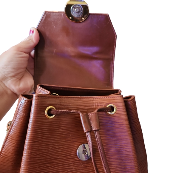 VALENTINO GARAVANI 🎒 - Picture 15 of 17